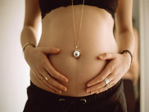 Grossesse: 5 rituels et coutumes du monde pour une annonce grossesse r –  Viwa