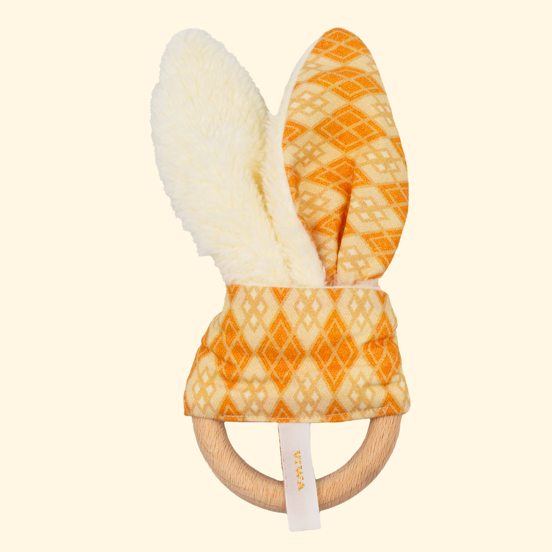 Hochet de dentition bio - Jouet de bébé écologique Orange - Made in France - nom PENDO - Cadeau de naissance