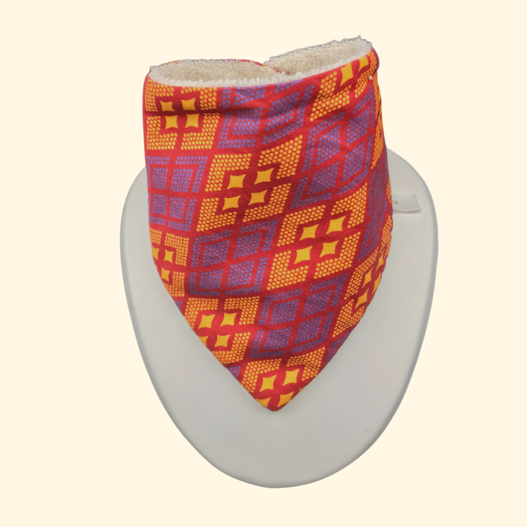 Bavoir bandana imprimé bio EBAN losange violet et rouge