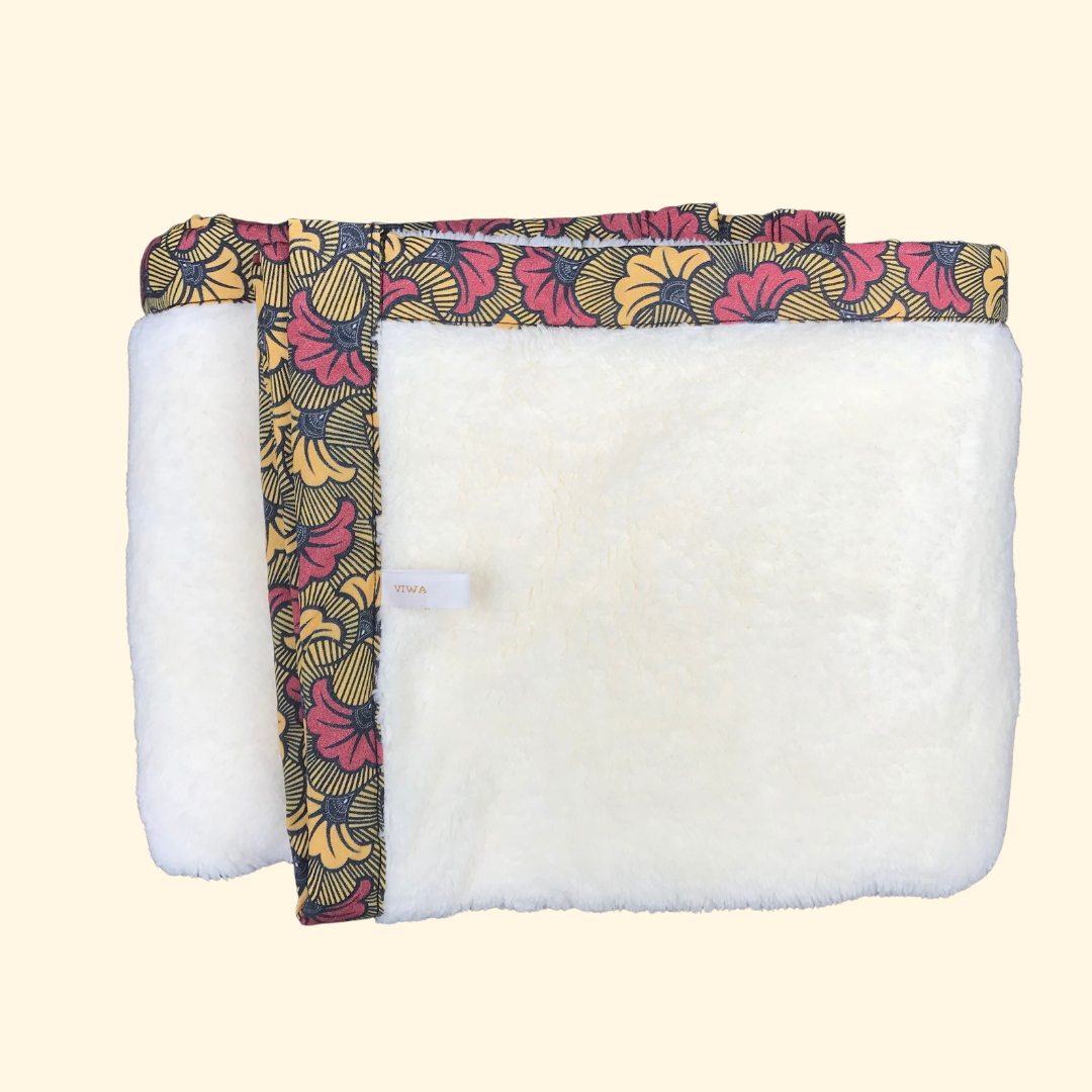 Couverture polaire toute douce AYANA rouge et jaune